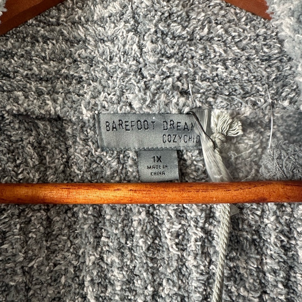 NWT Barefoot Dreams Cozy Chic Cabin Cable Cardigan 1X - Picture 7 of 12
